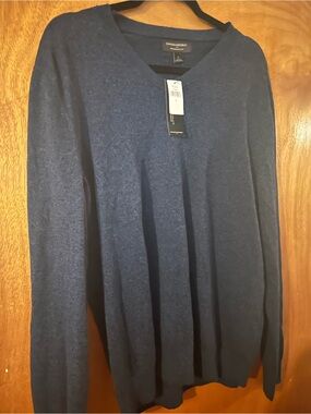 Cashmere Blend Banana Republic Men's V-Neck Sweater - Navy